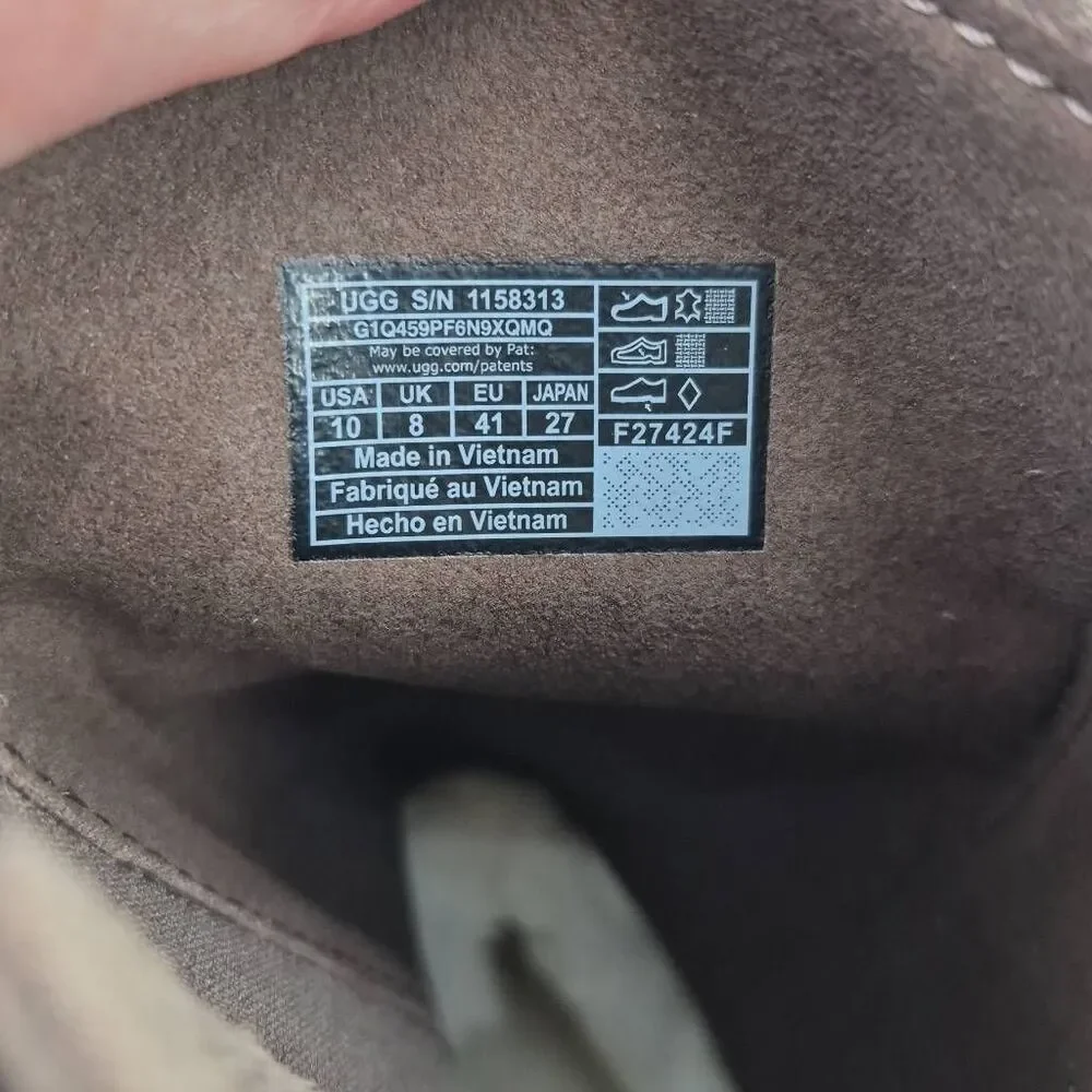 UGG Twin Seam New Heights Boots Taupe Size 10